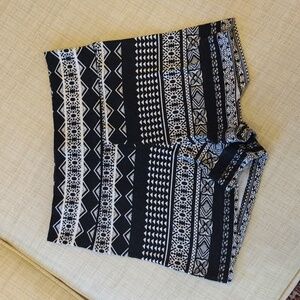 Charlotte Russe Women's Tribal Print High-Waisted Shorts (Size XS)